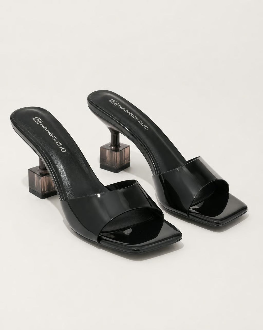 Noire Sculpted Heel