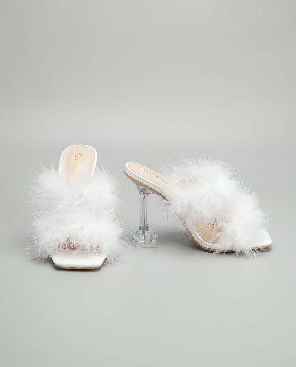 Blanc Plume Heel