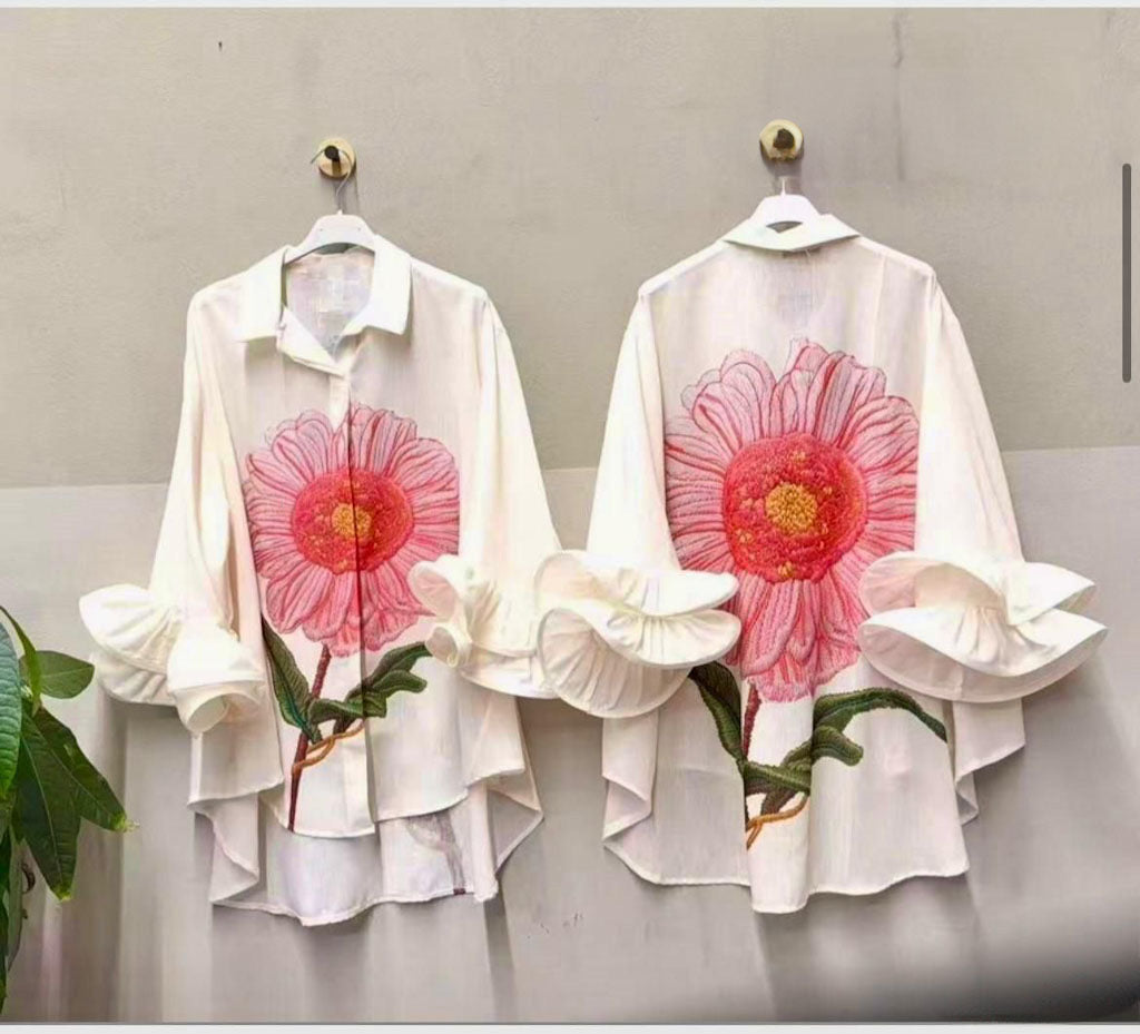 The Bloom Statement Linen Blouse