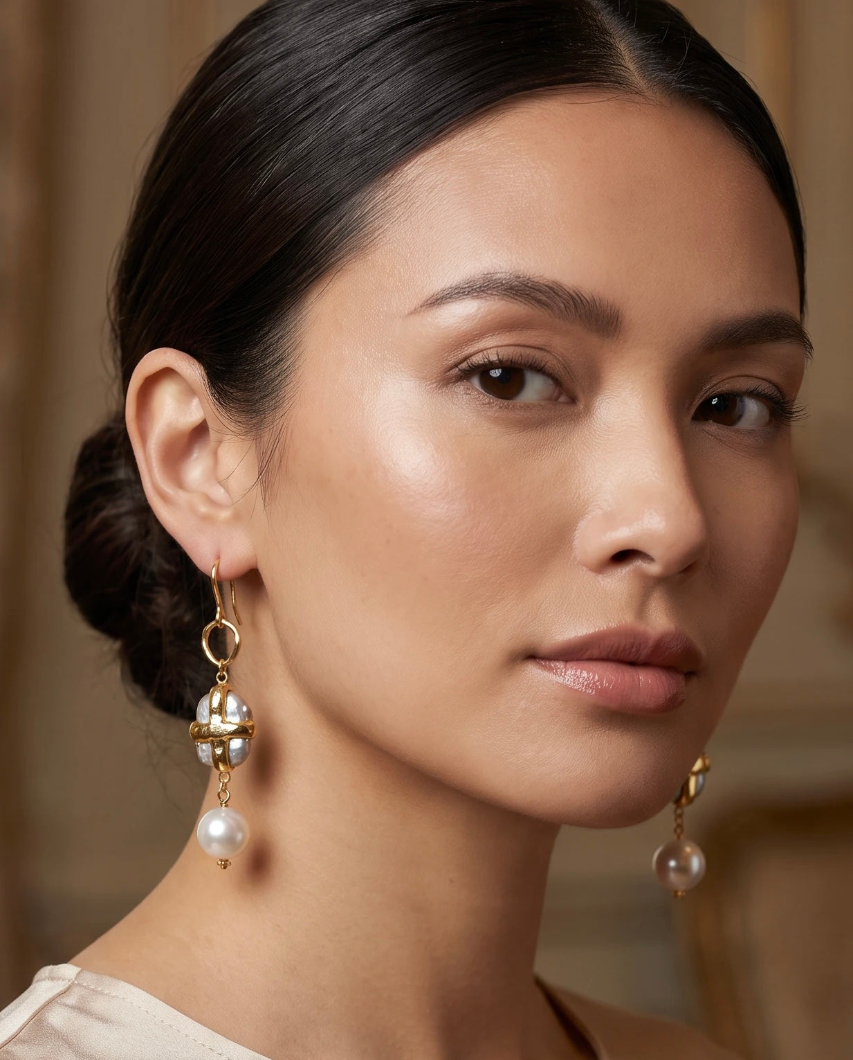 Perla Link Drop Earrings