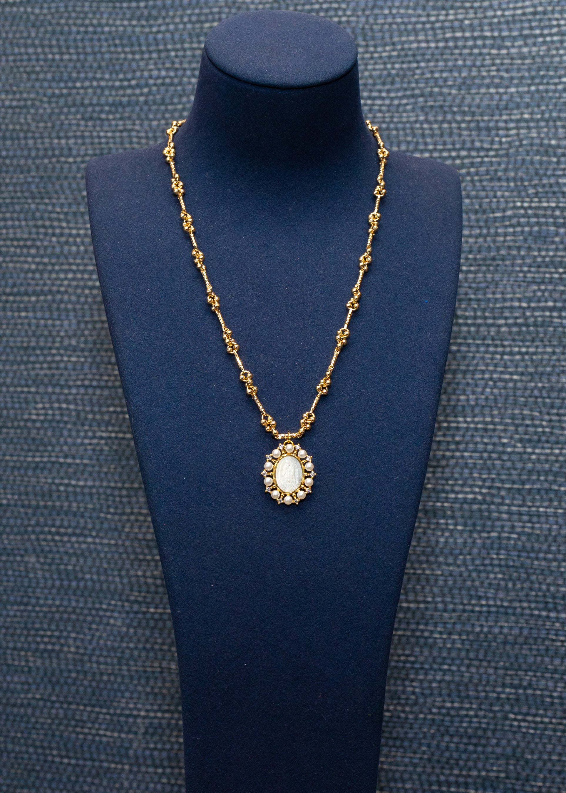 Pearl Halo Medallion Necklace