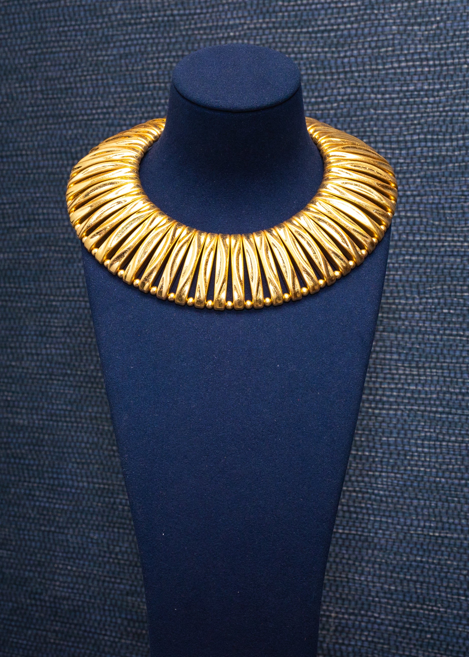 Sculpted Collar Necklace