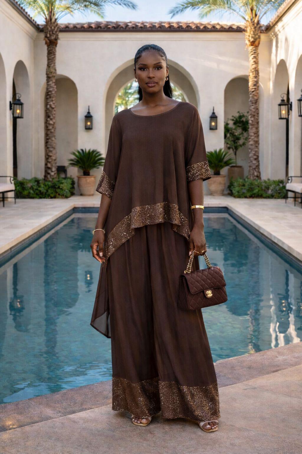 The Luminous Layered Set