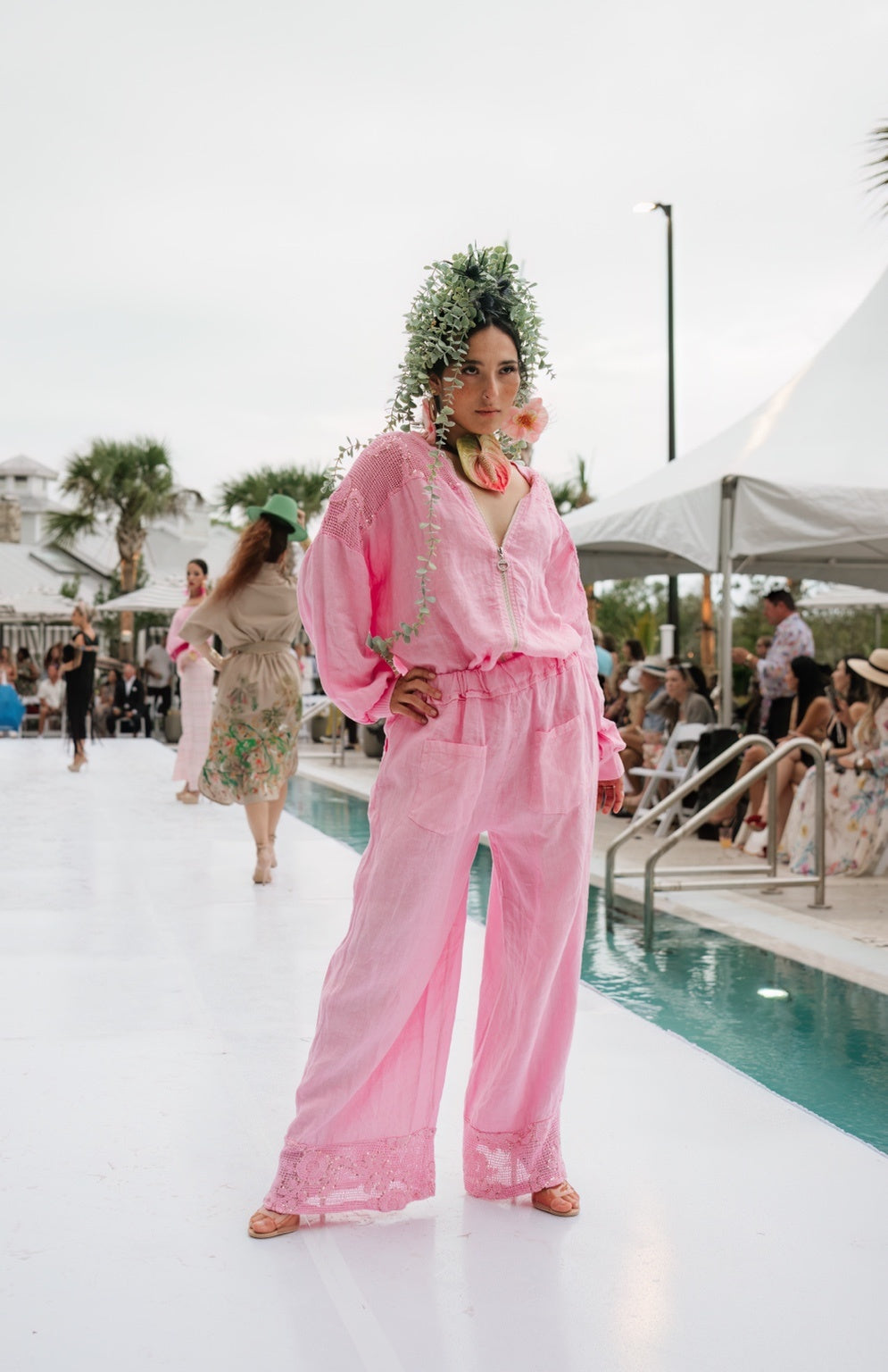 The Amalfi Lace Linen Set