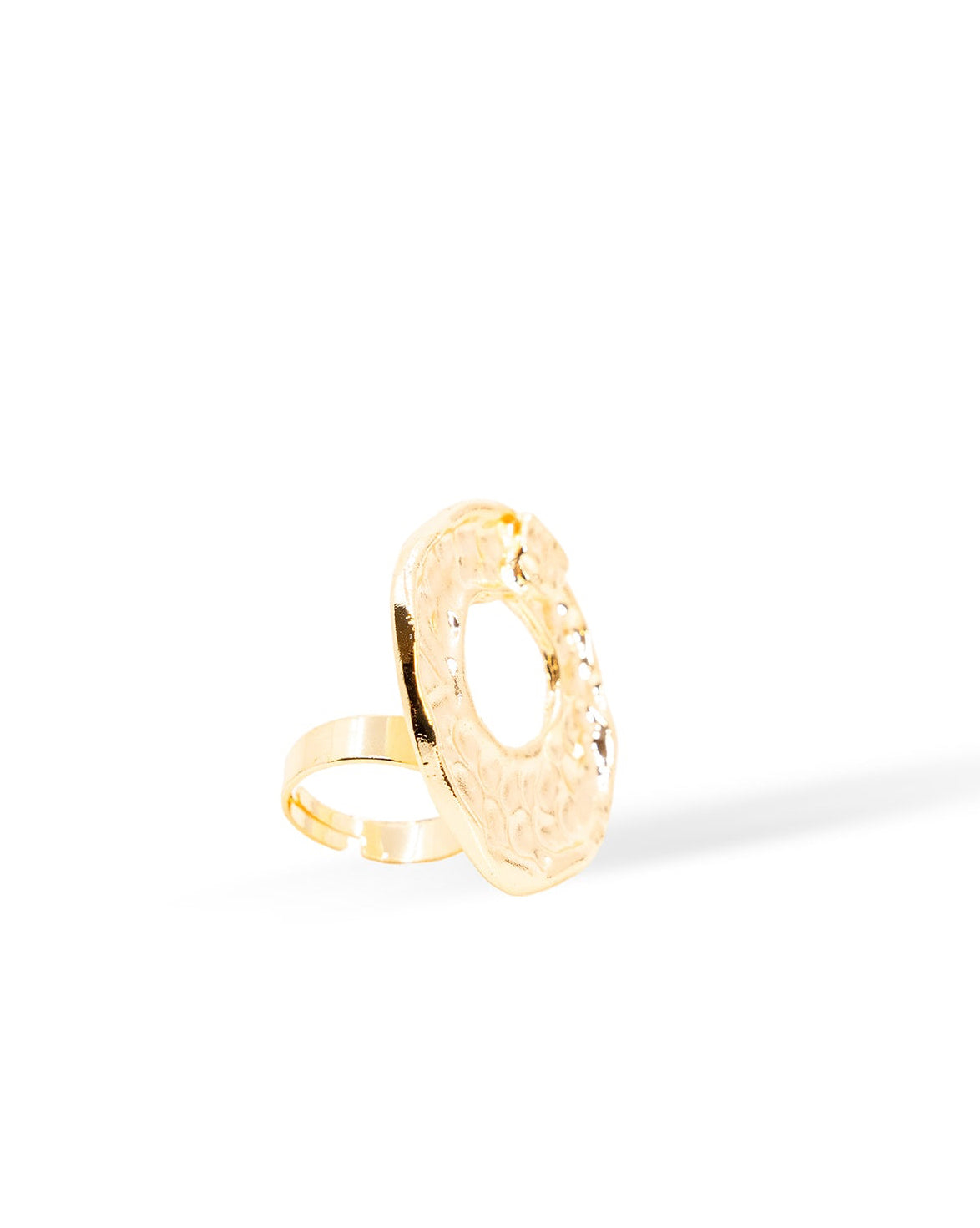 Isola Ring