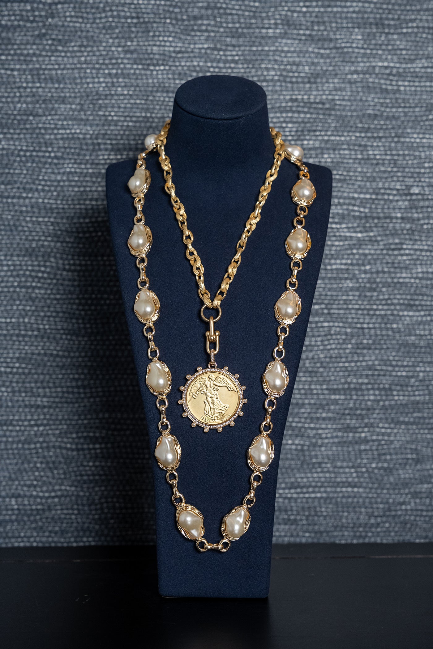 Golden Pearl Link Necklace