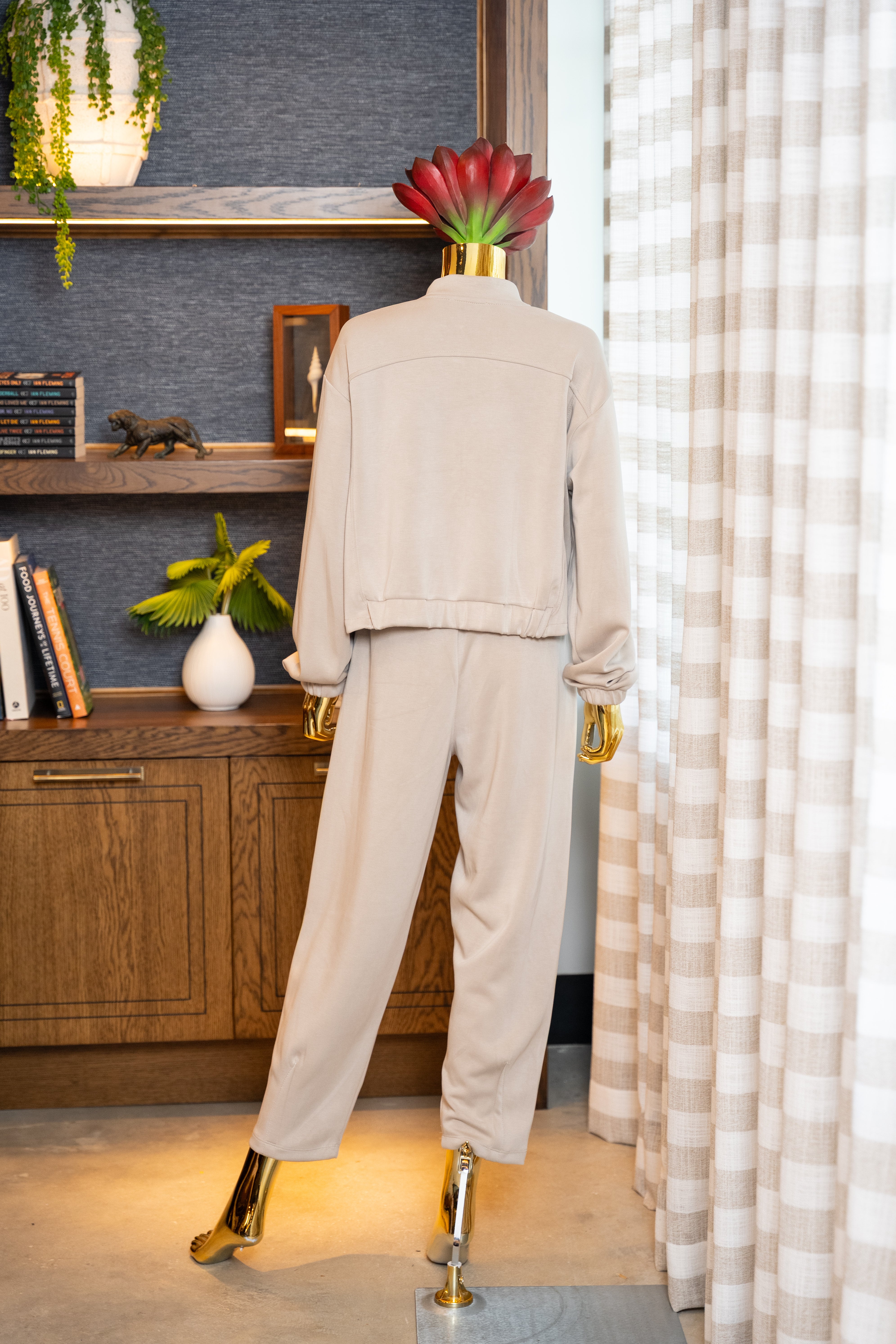 The Riviera Lounge SET