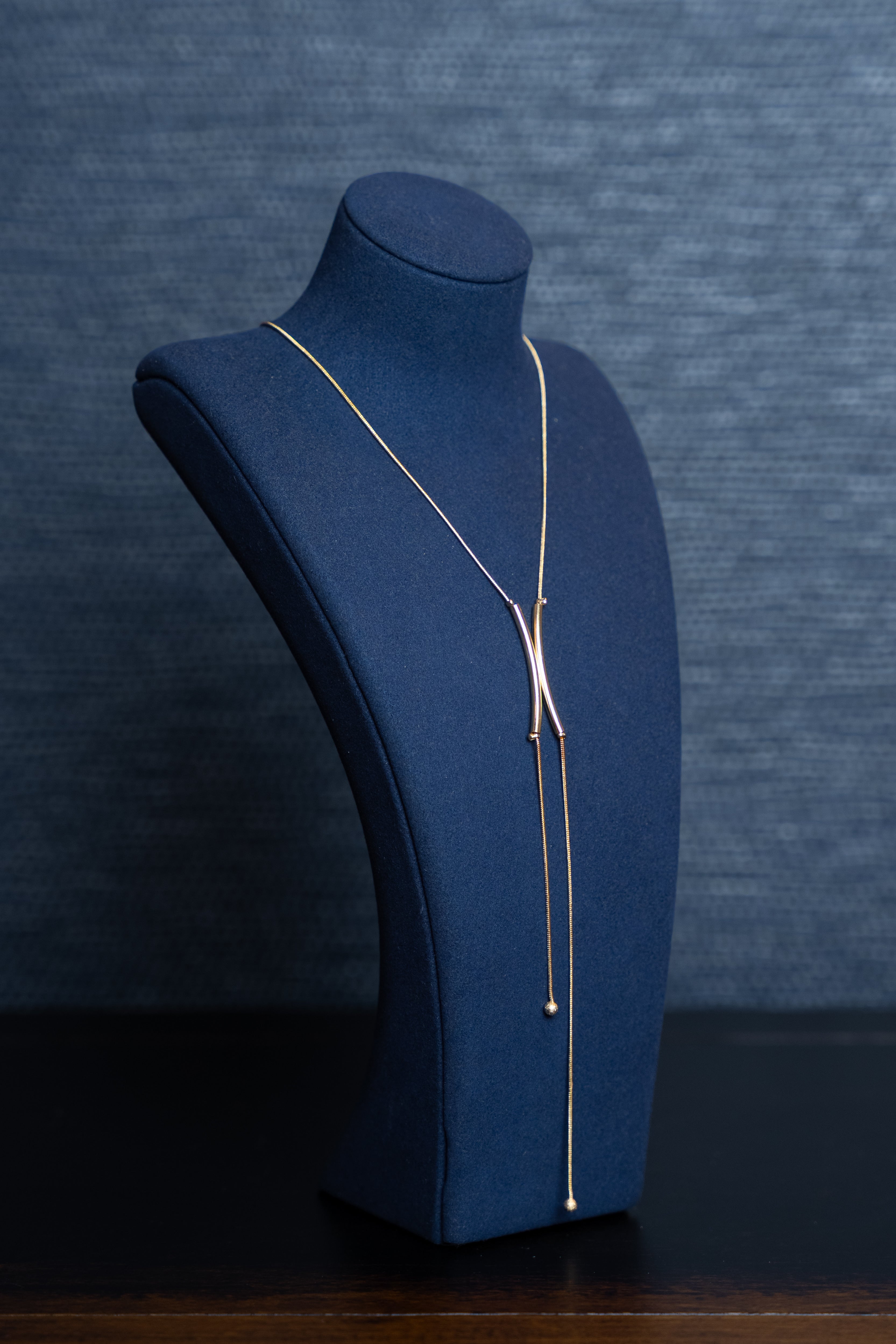 Linear Gold Lariat Necklace