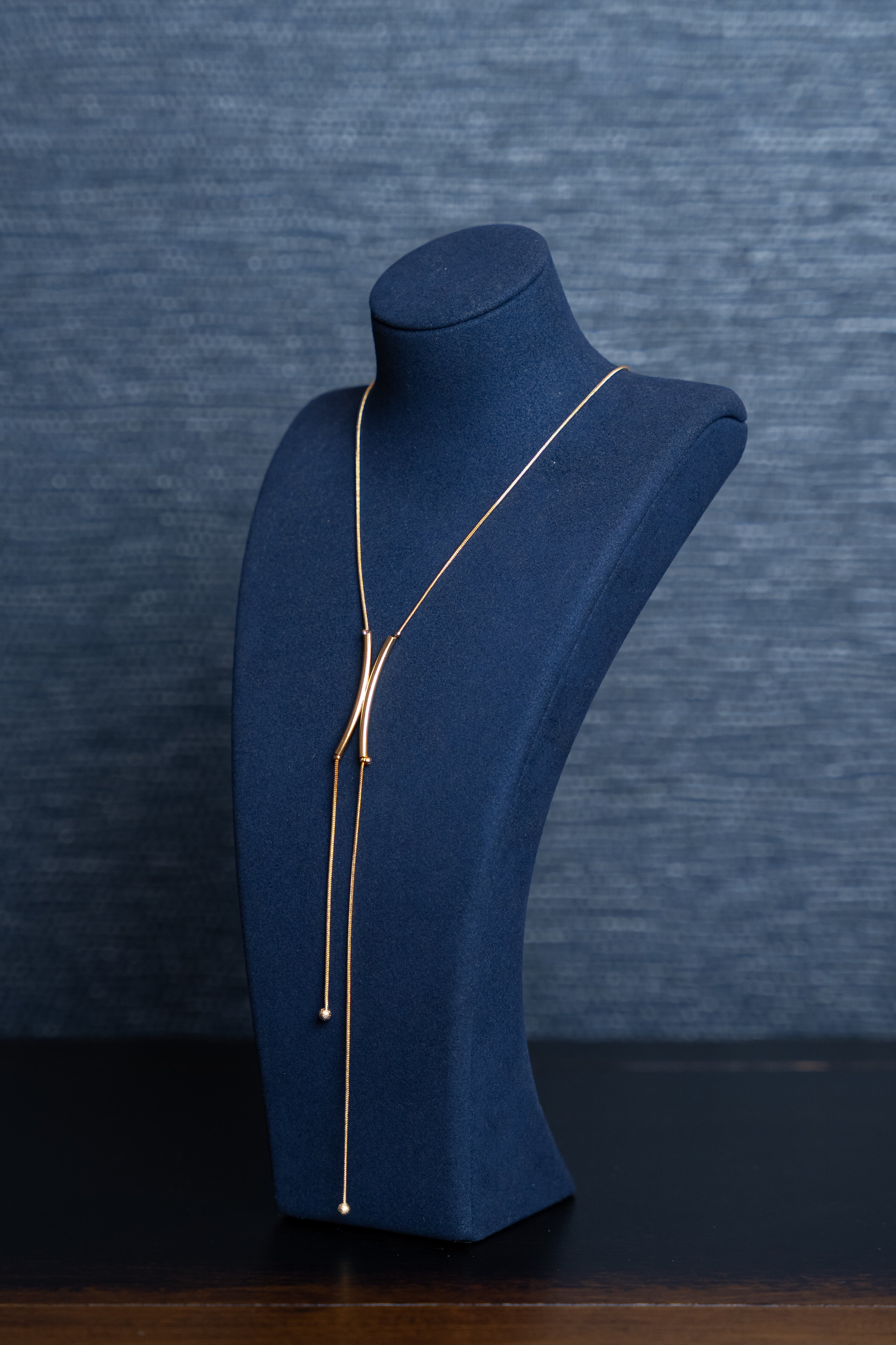 Linear Gold Lariat Necklace