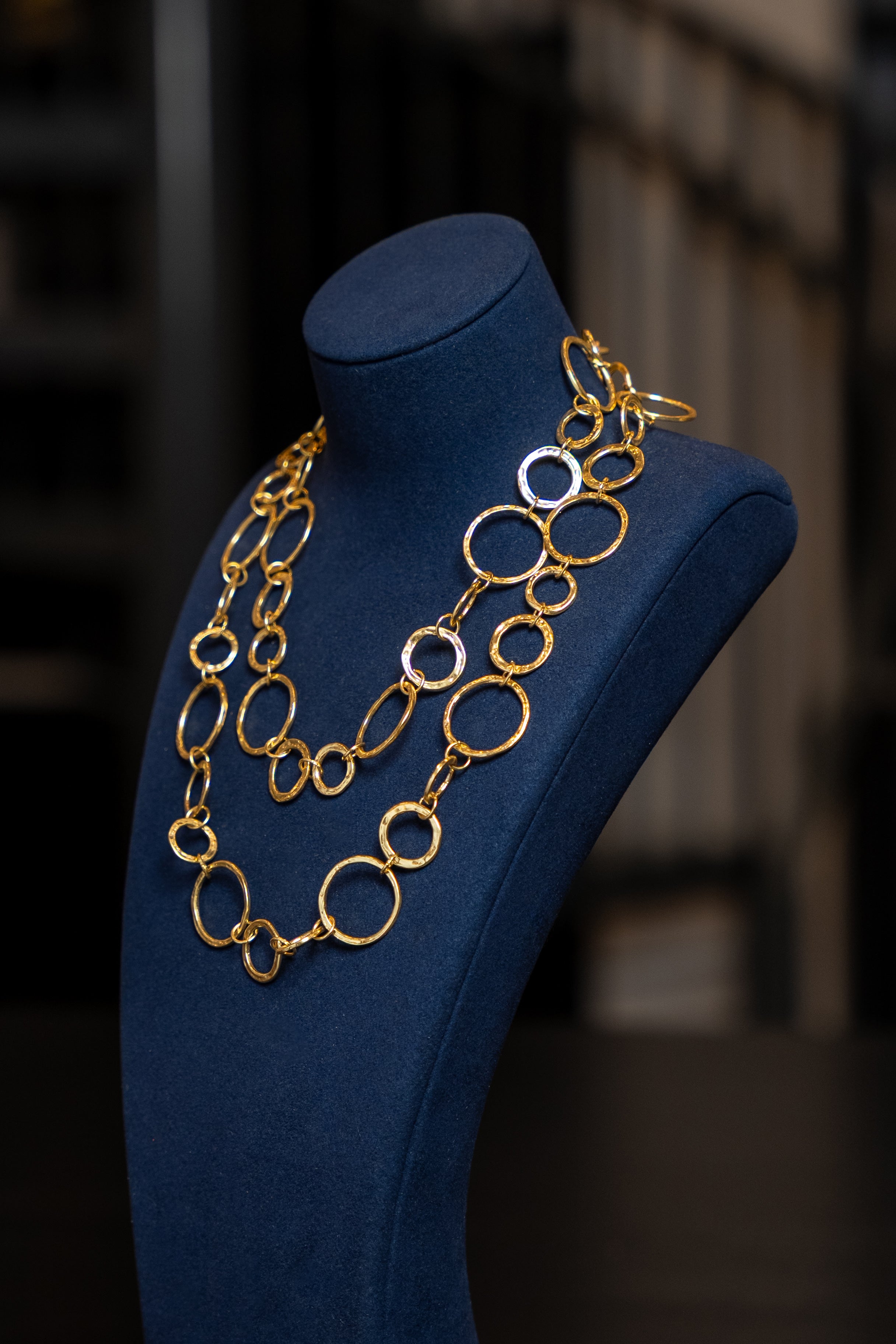 Gold Circle Link Statement Chain