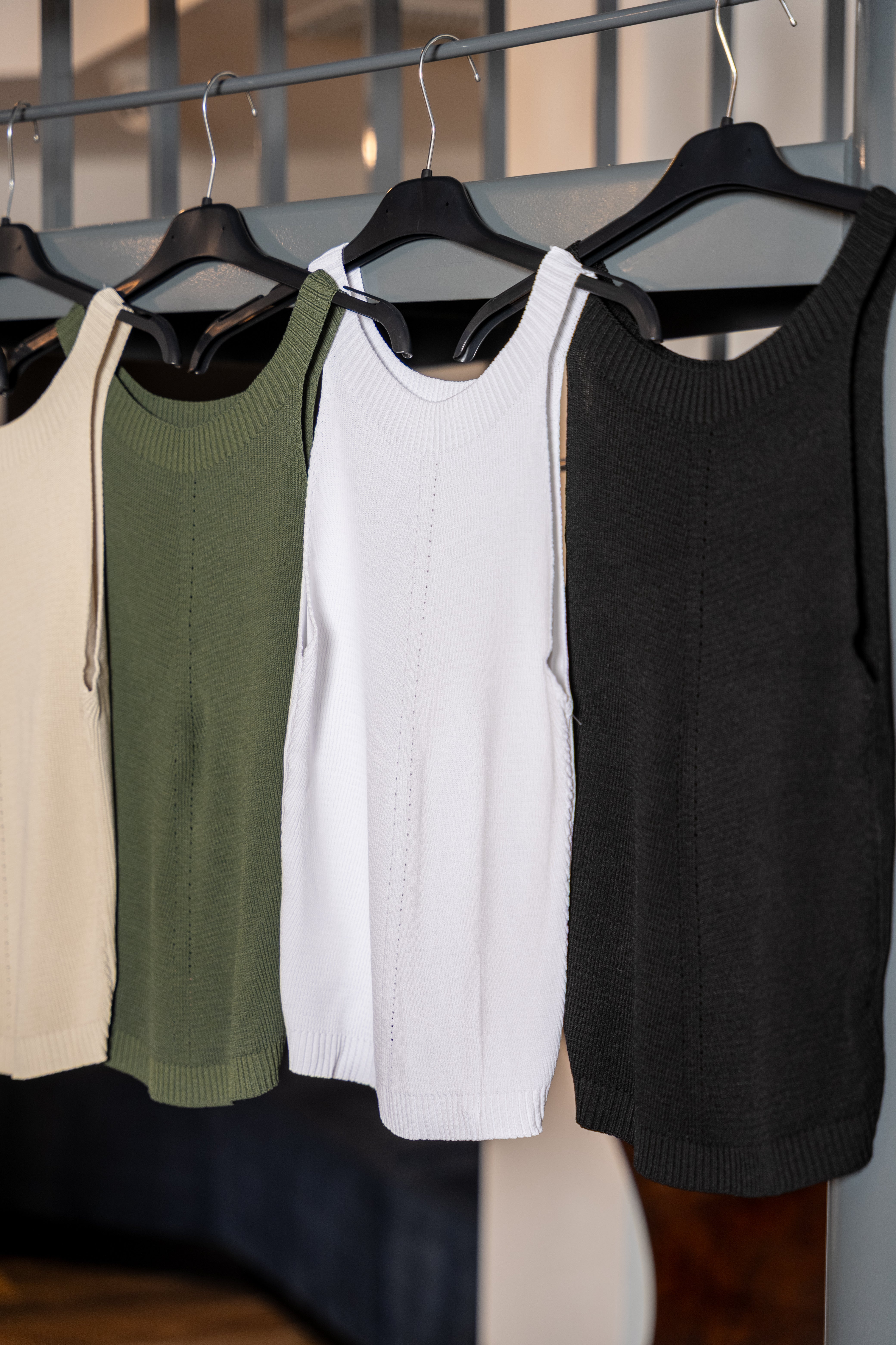 Ribbed Knit Sleeveless Tank