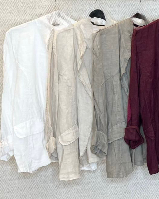 Classic Italian Linen Jacket – Effortless Style, Perfect Fit