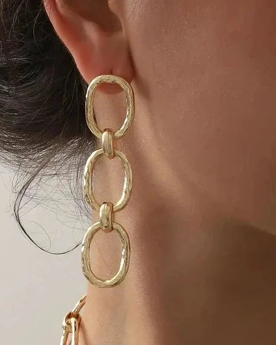 Gold drop earring and necklace set