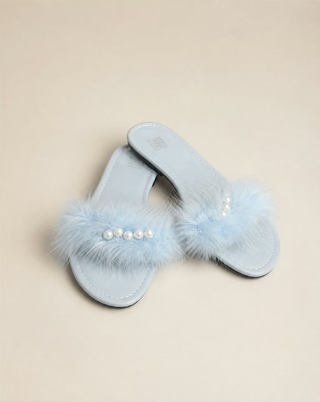 Pearl Plume Feather Slide