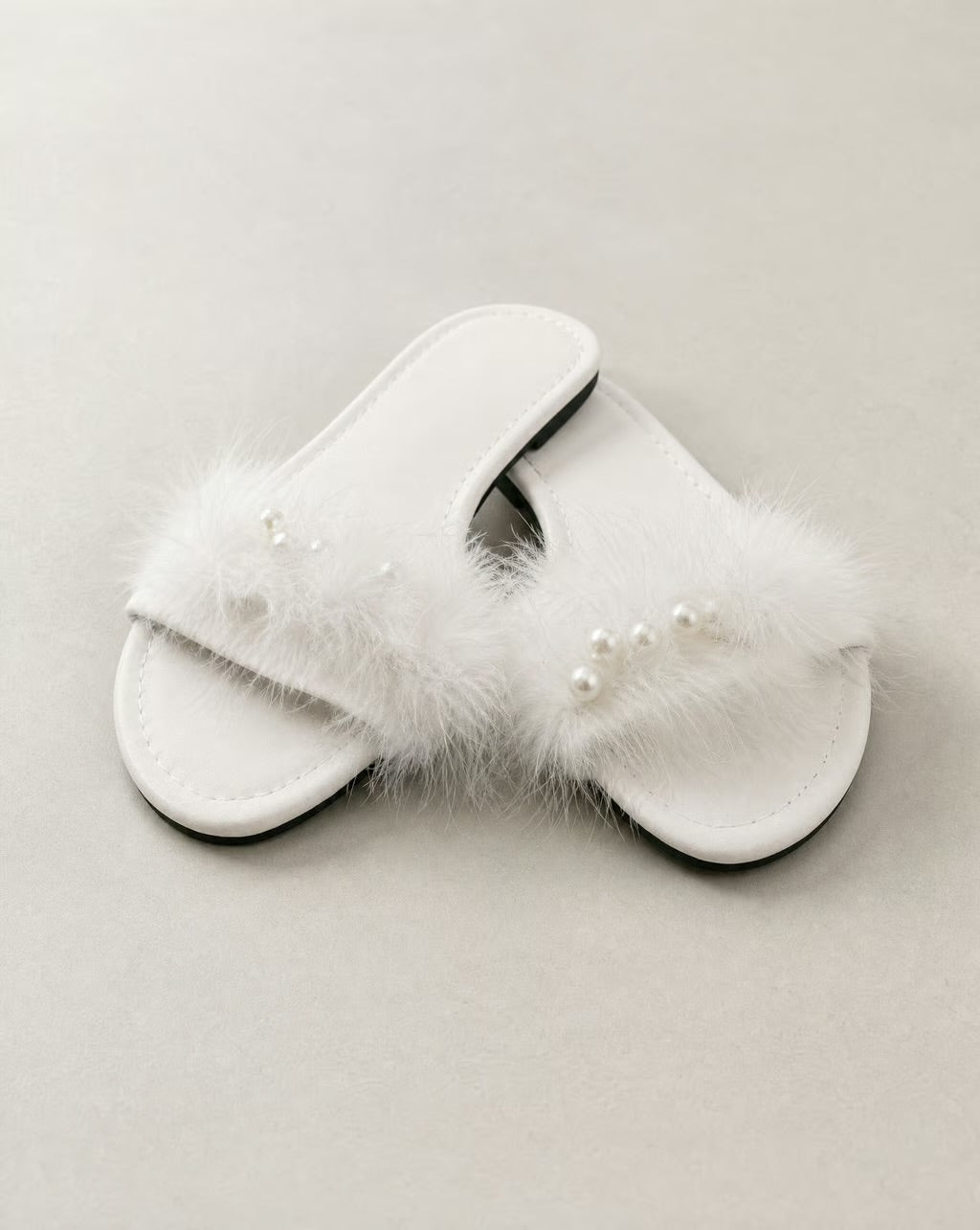 Pearl Plume Feather Slide