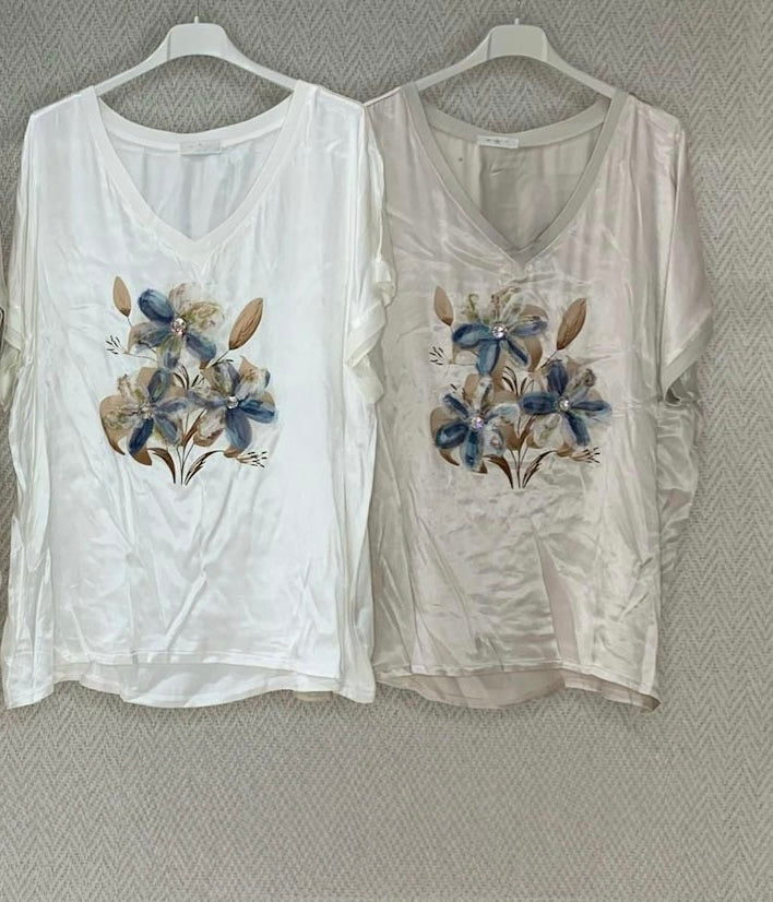 Floral Appliqué Satin V-Neck Tee