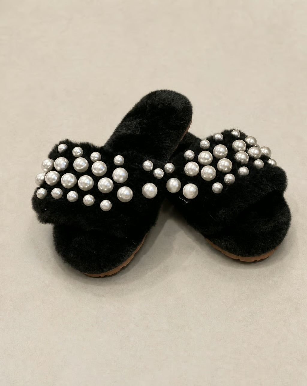 The Pearl Cluster Slipper