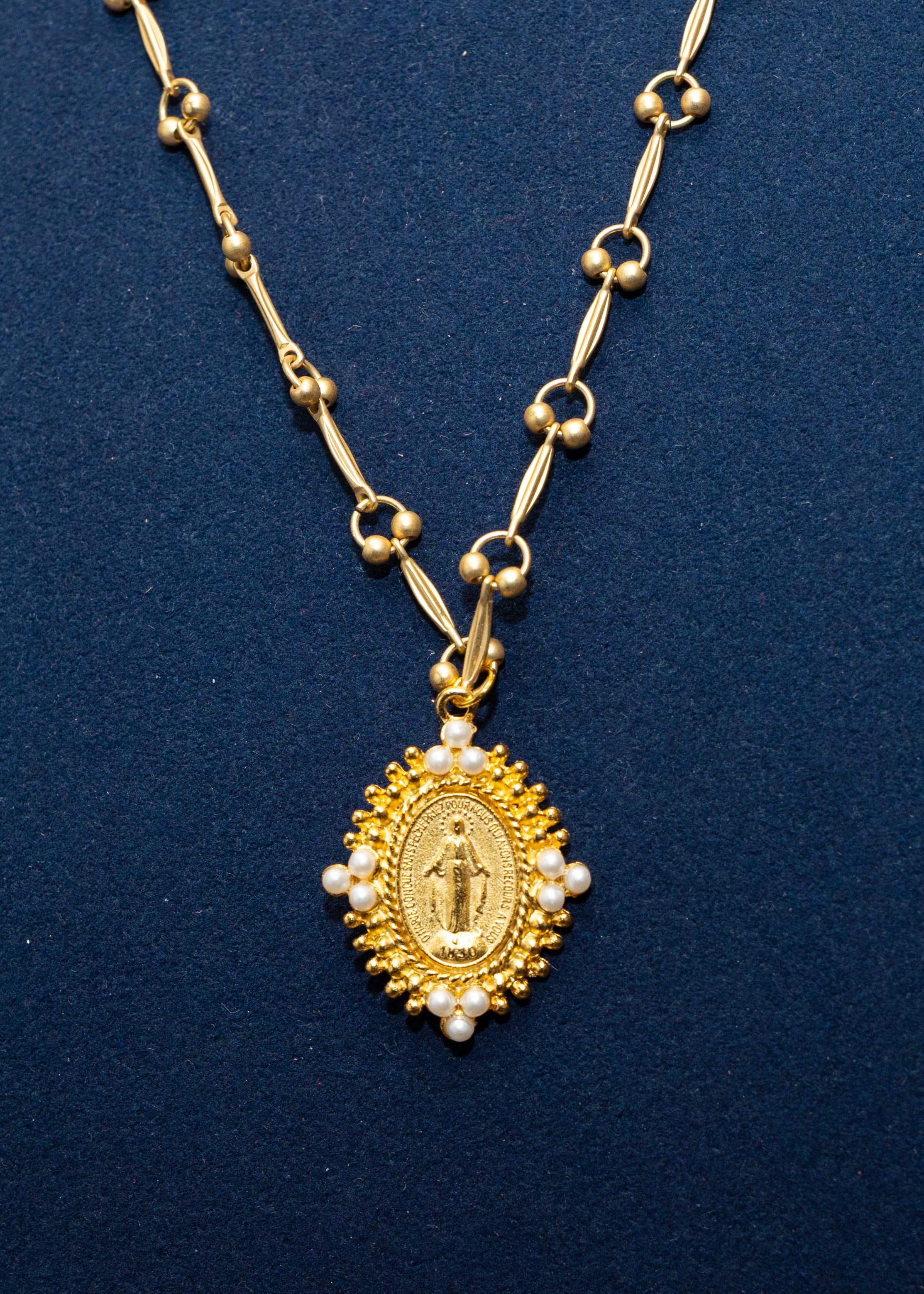 Pearl-Framed Miraculous Medal Necklace