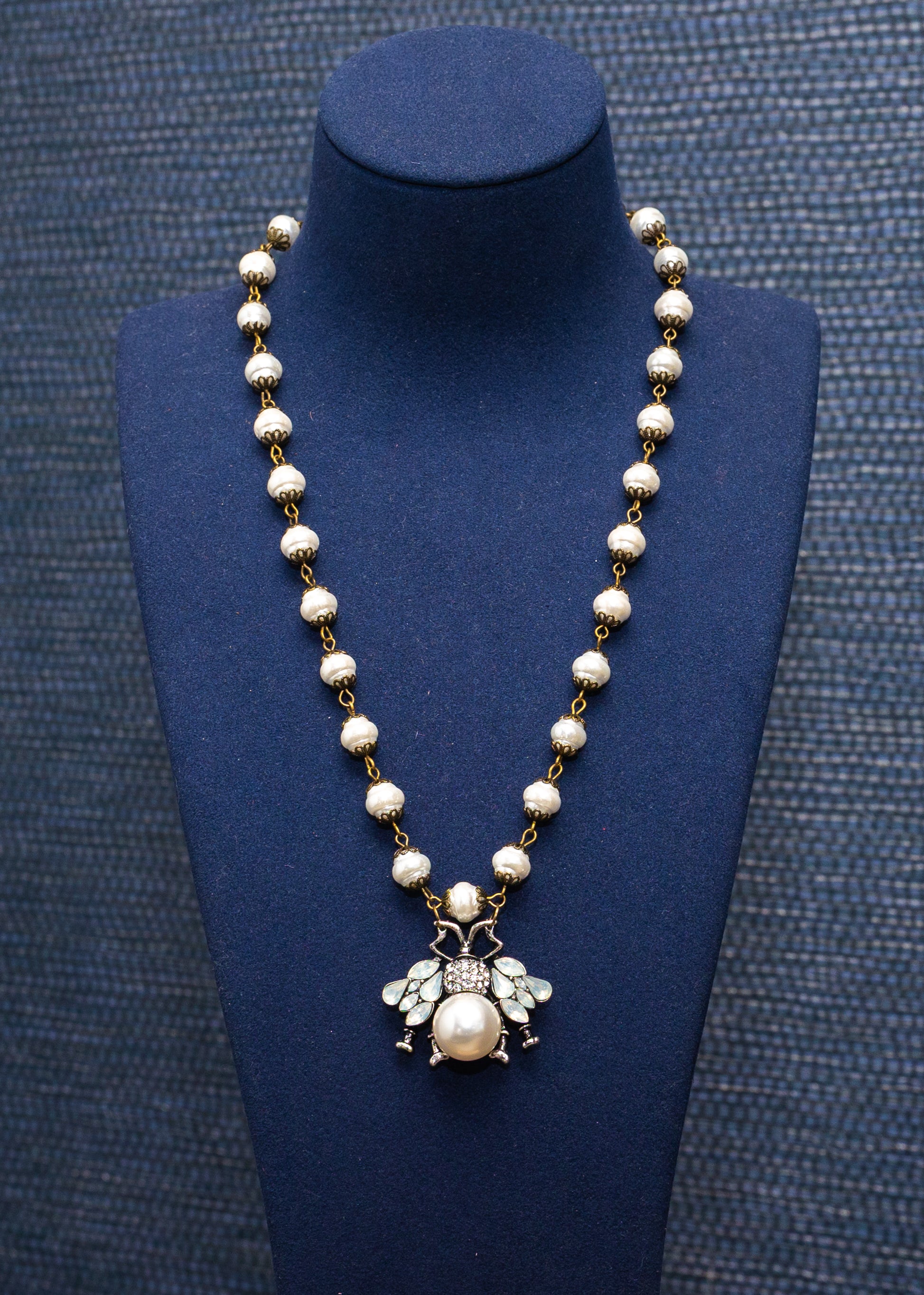 Pearl Bee Pendant Necklace