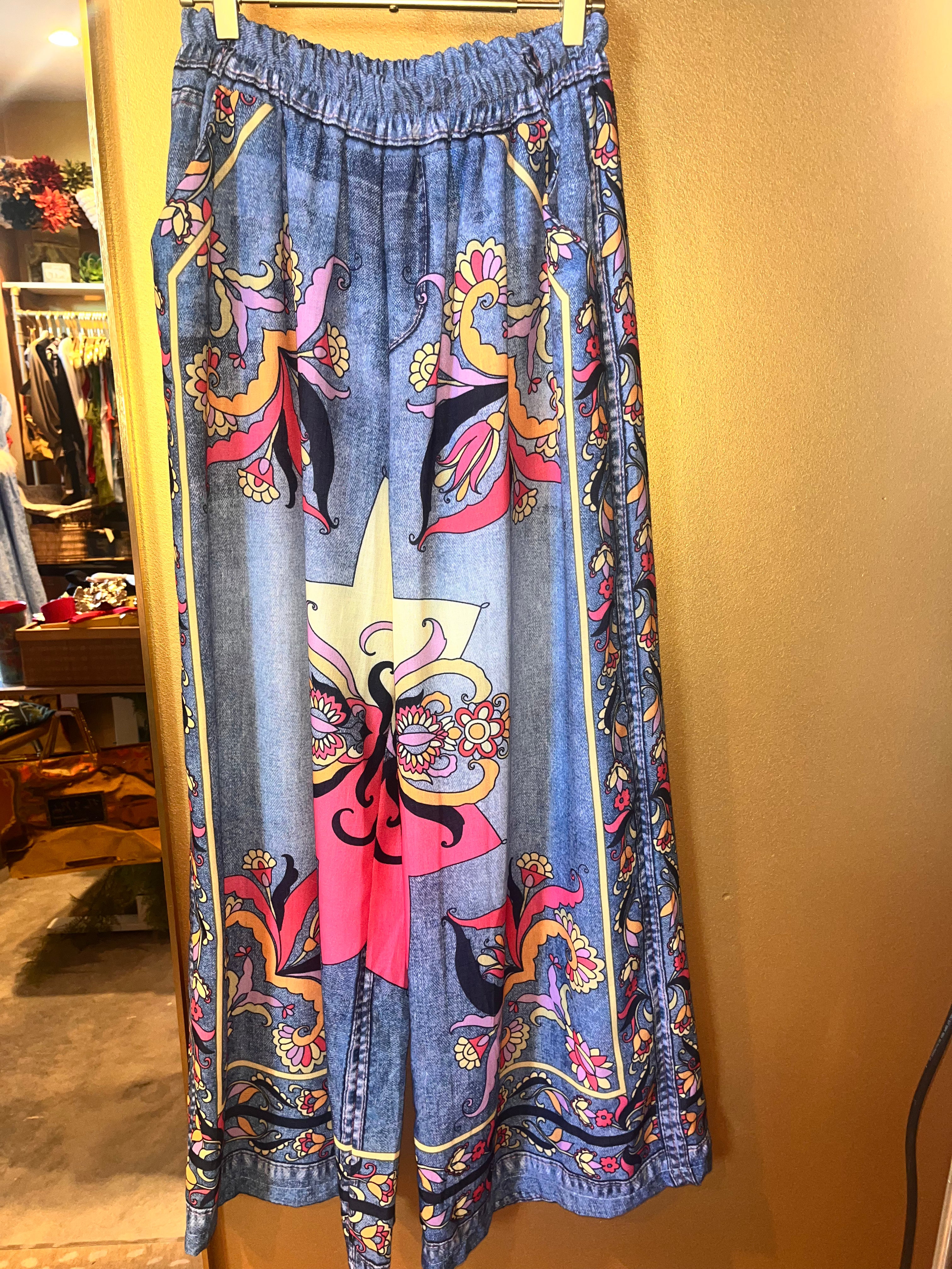 Print Wide-Leg Pants – Lightweight & Denim-Look Styles