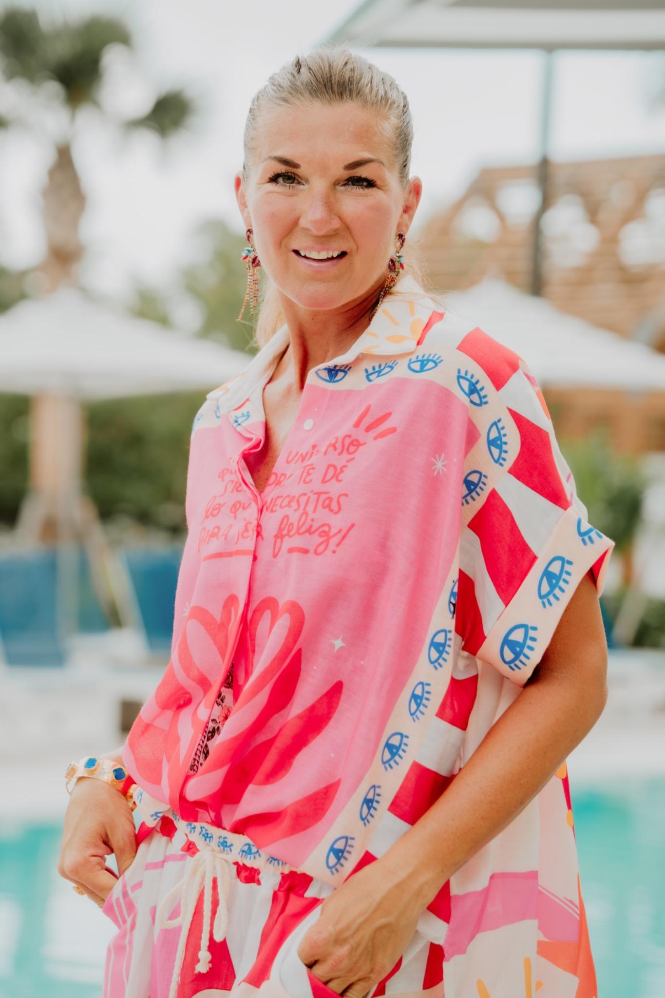 Universo Blessings Button-Down – Pink & Red