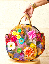 Load image into Gallery viewer, Round Straw Flower Bag
