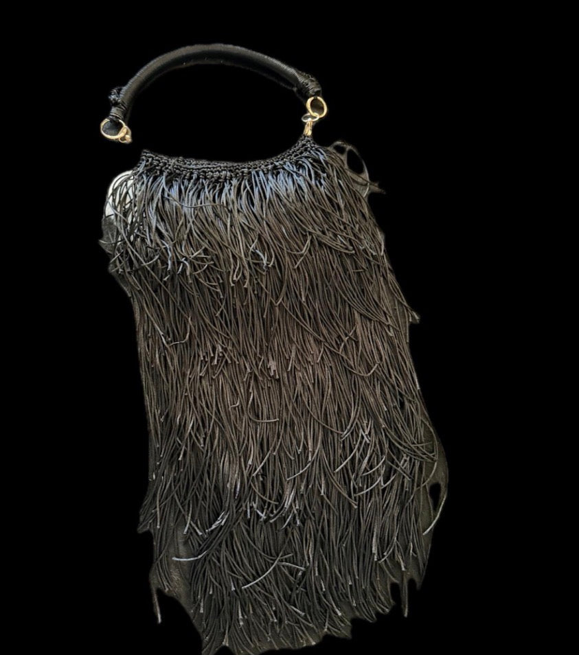 LOOK 8 — BLACK HARMONY — ROSA P