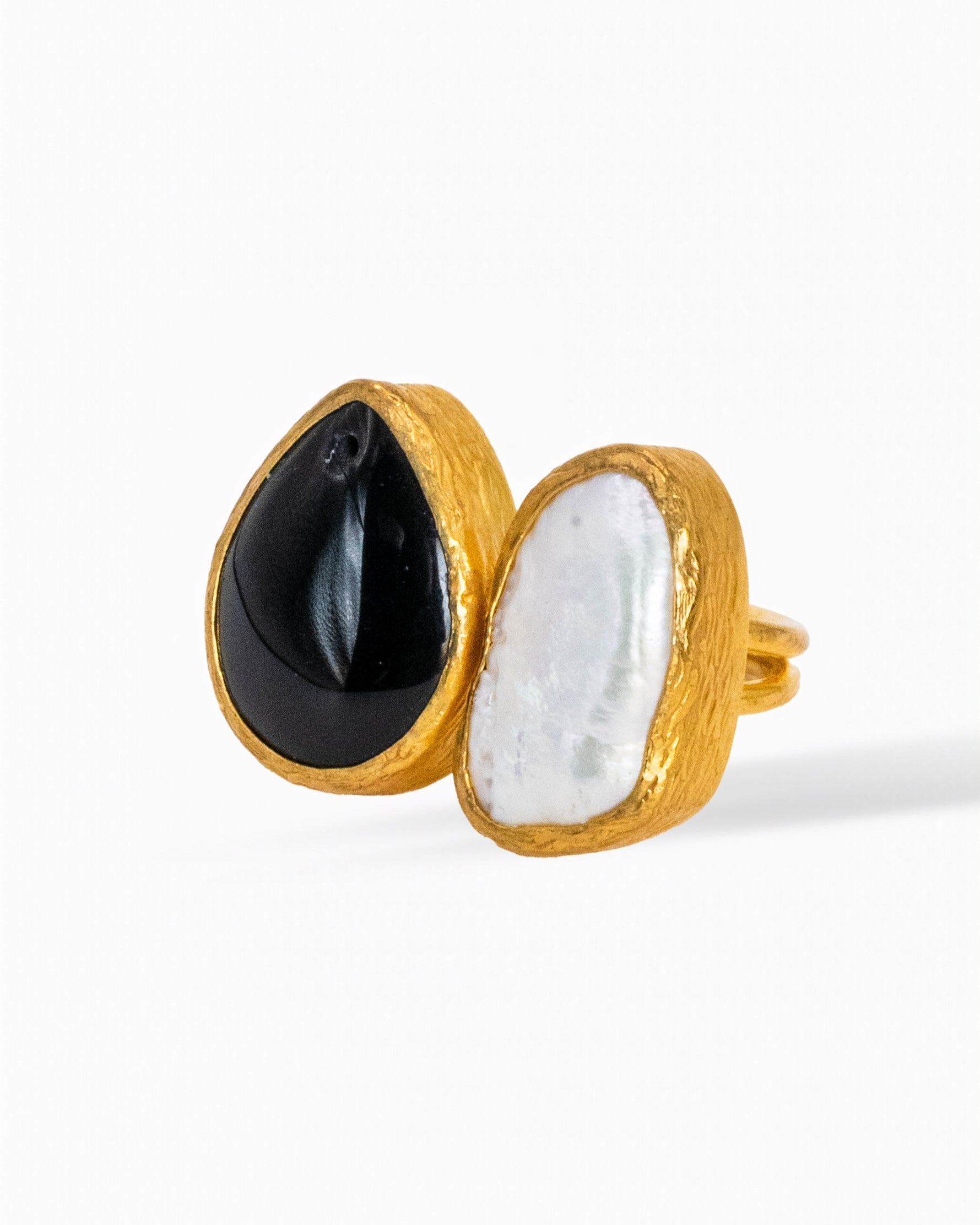 Yin & Yang Duo Gem Ring – Onyx and Pearl in Gold