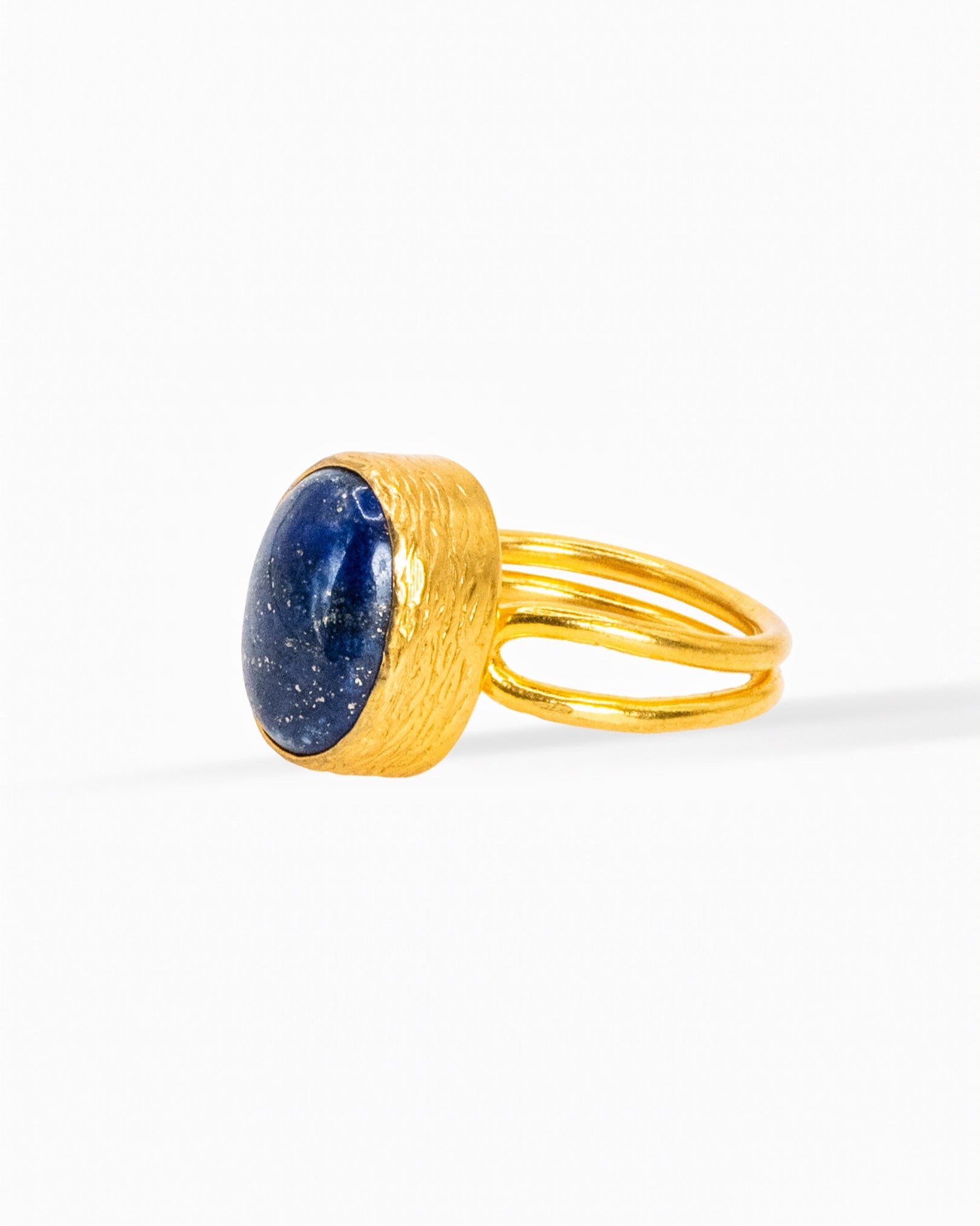 Indigo Cabochon Ring – Gold Double Band Setting