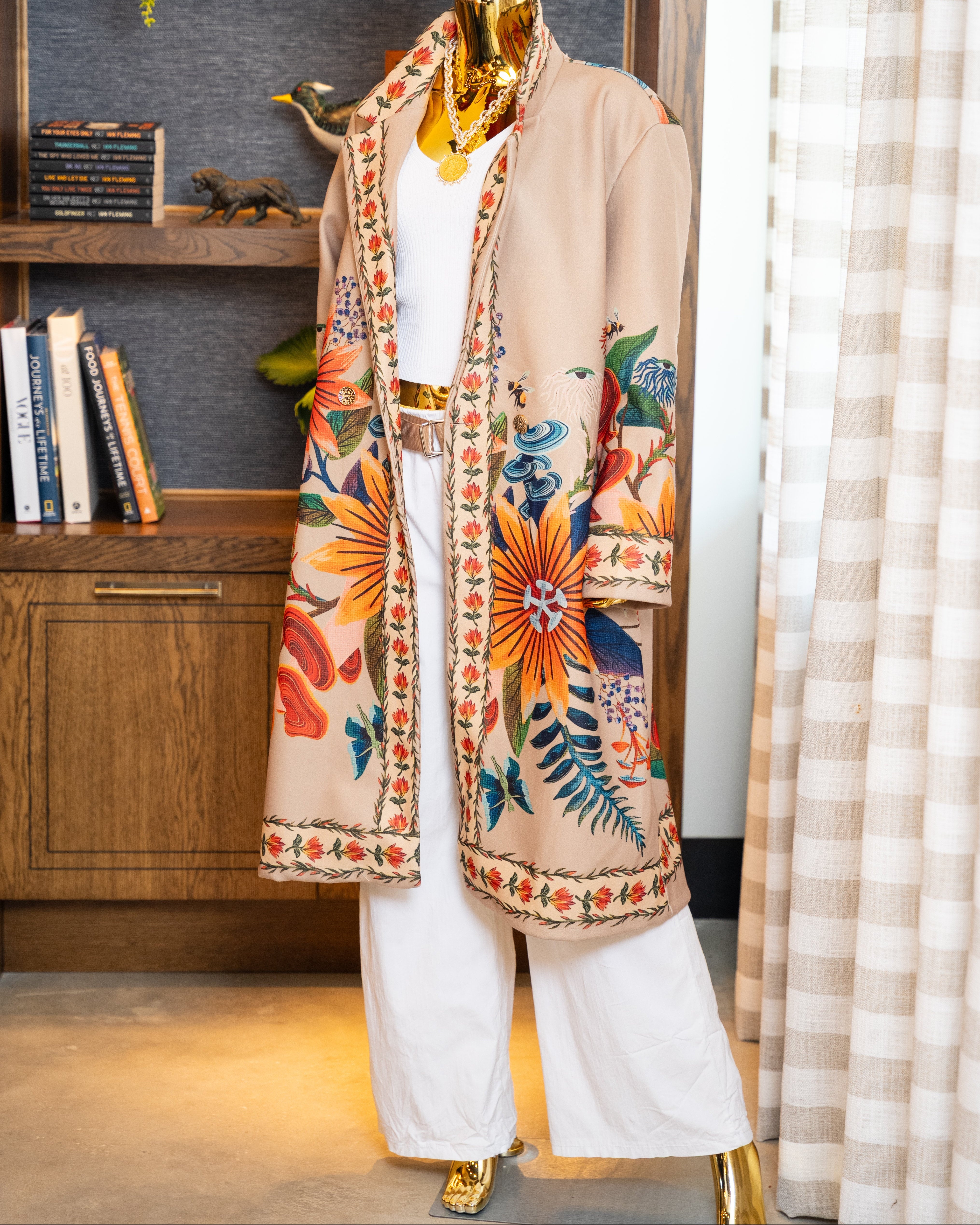 Jardin d’Amour Embroidered Like Coat