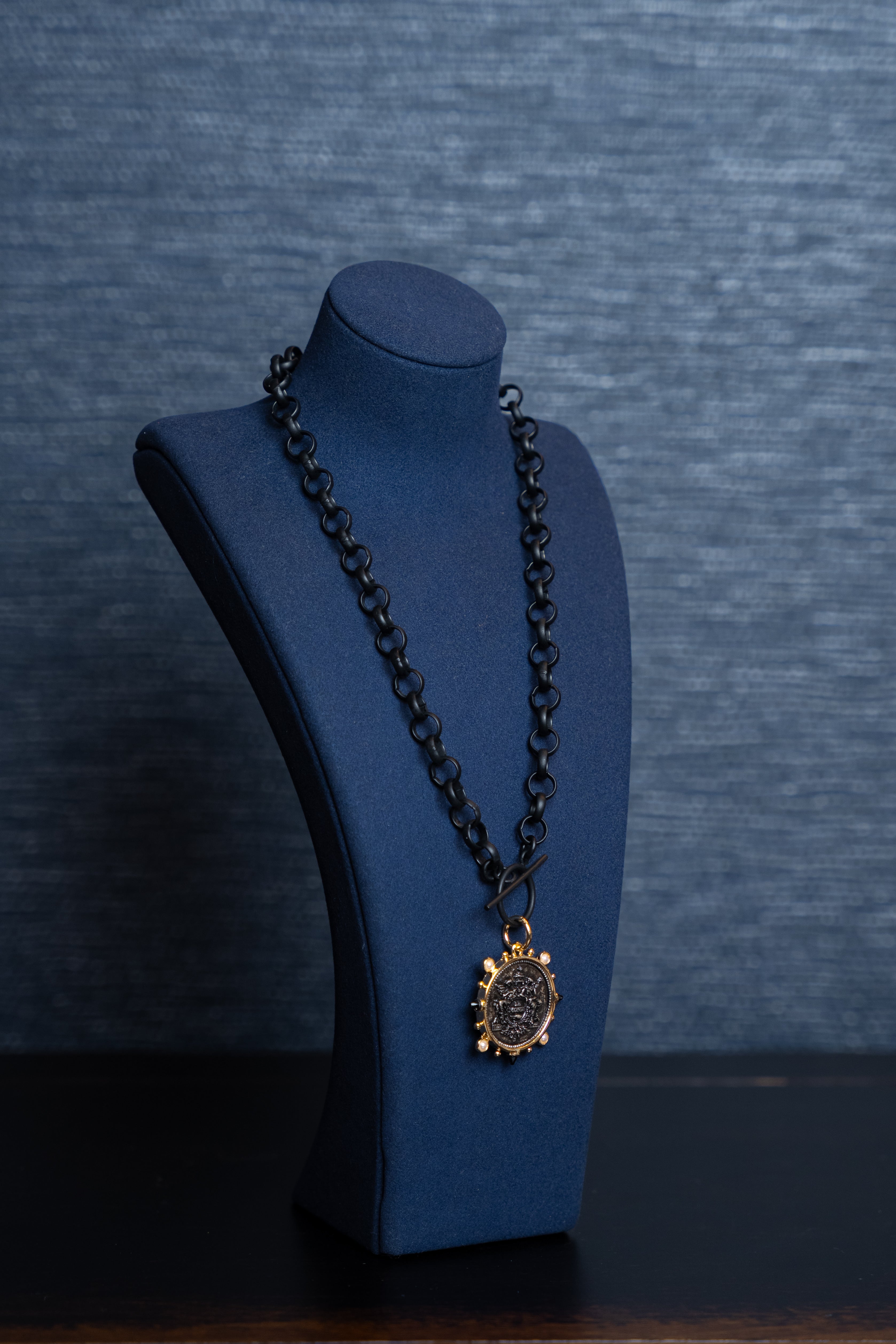 Noir Medallion Necklace