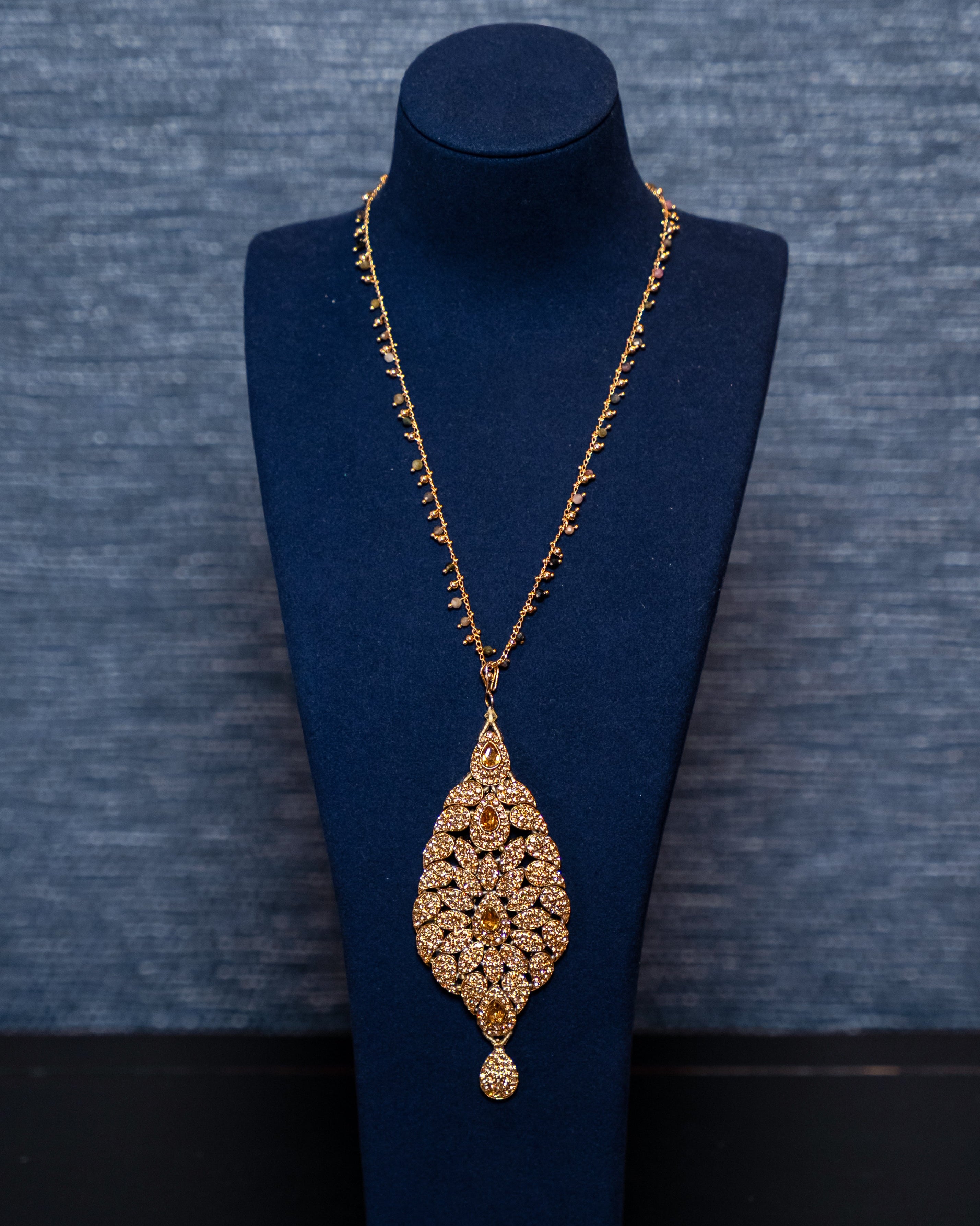 Gilded Lace Drop Pendant Necklace