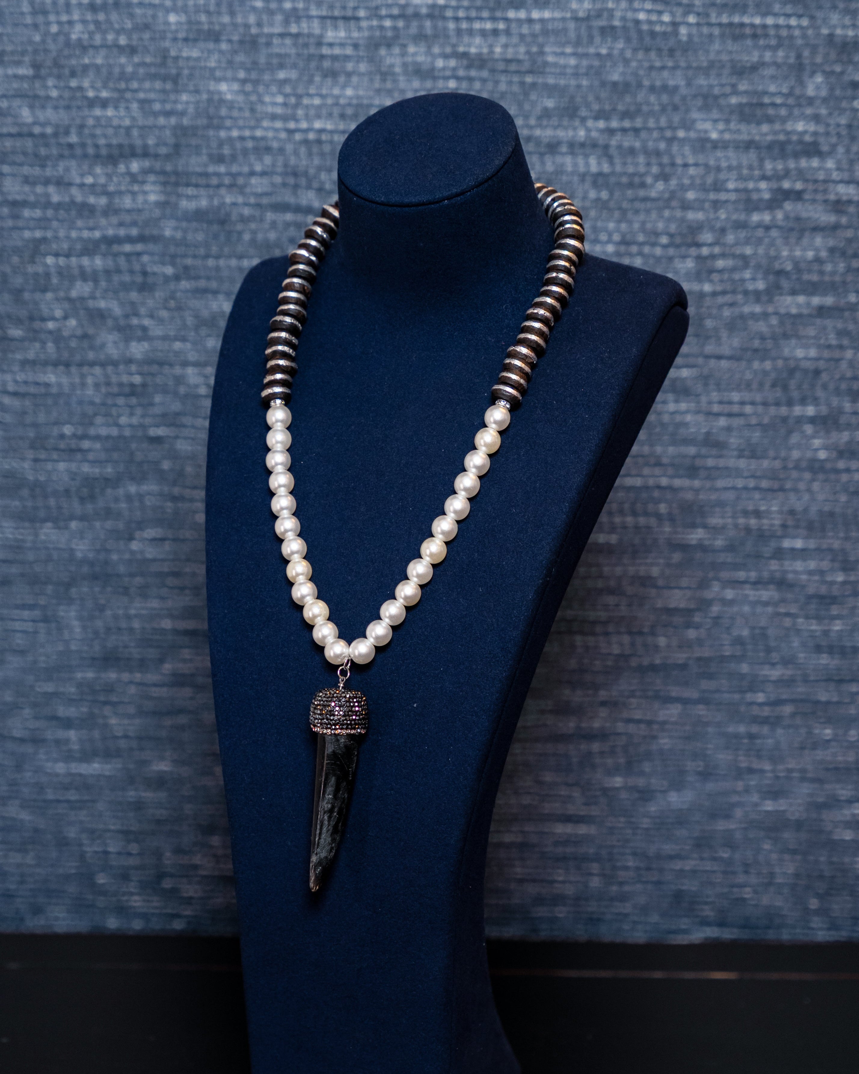 Pearl & Horn Pendant Power Necklace