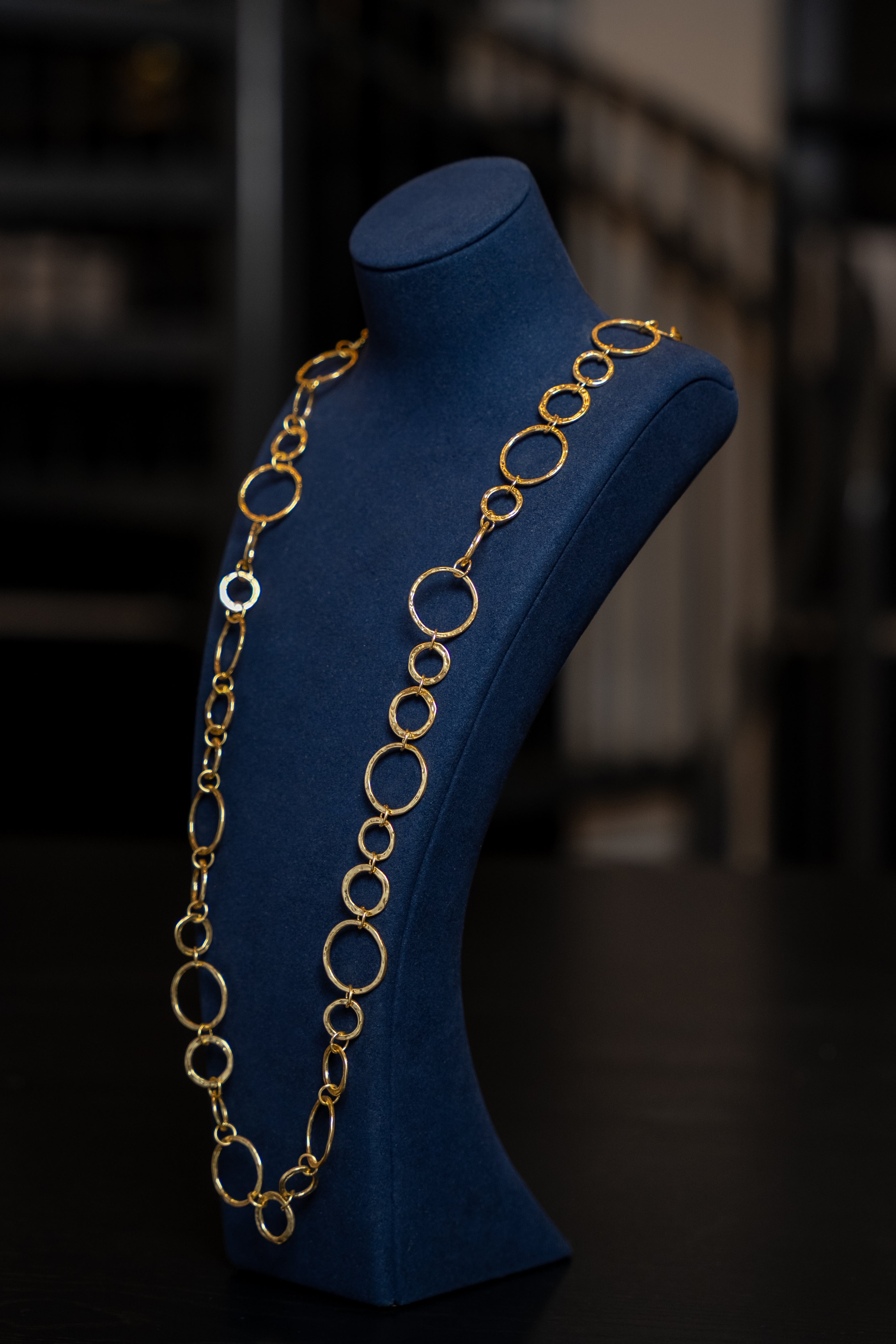 Gold Circle Link Statement Chain