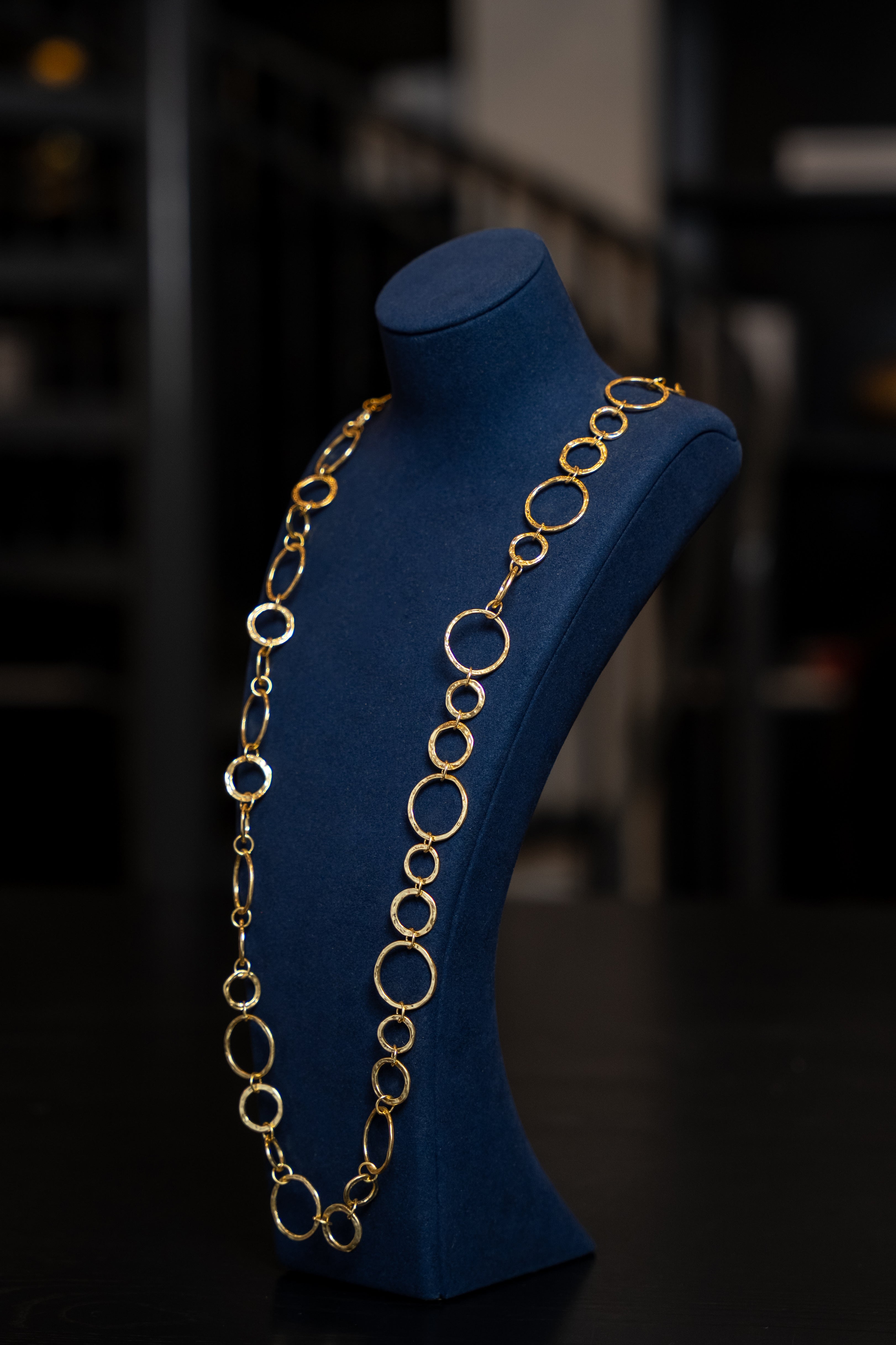 Gold Circle Link Statement Chain