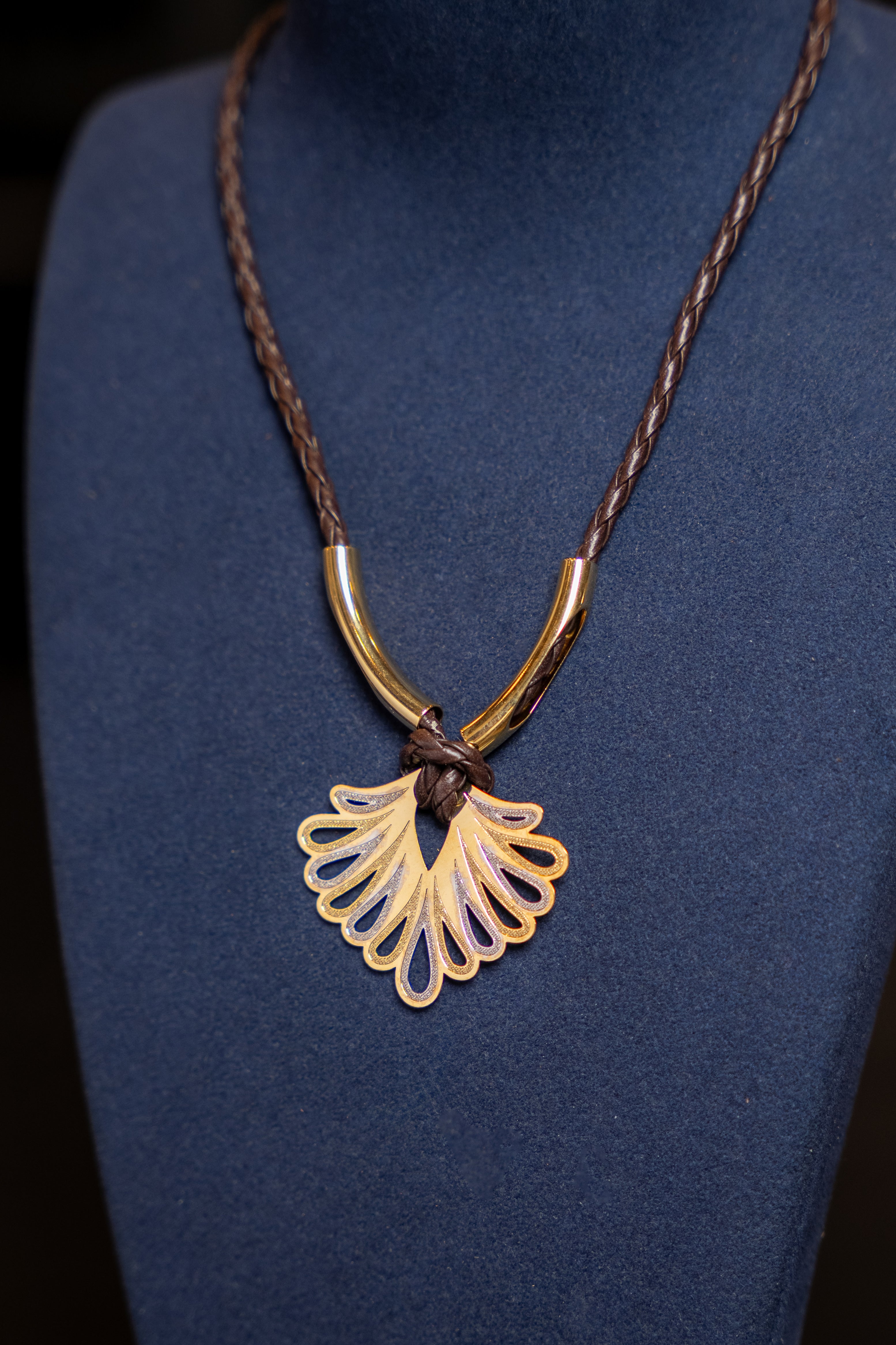 Braided Cord Shell Pendant Necklace