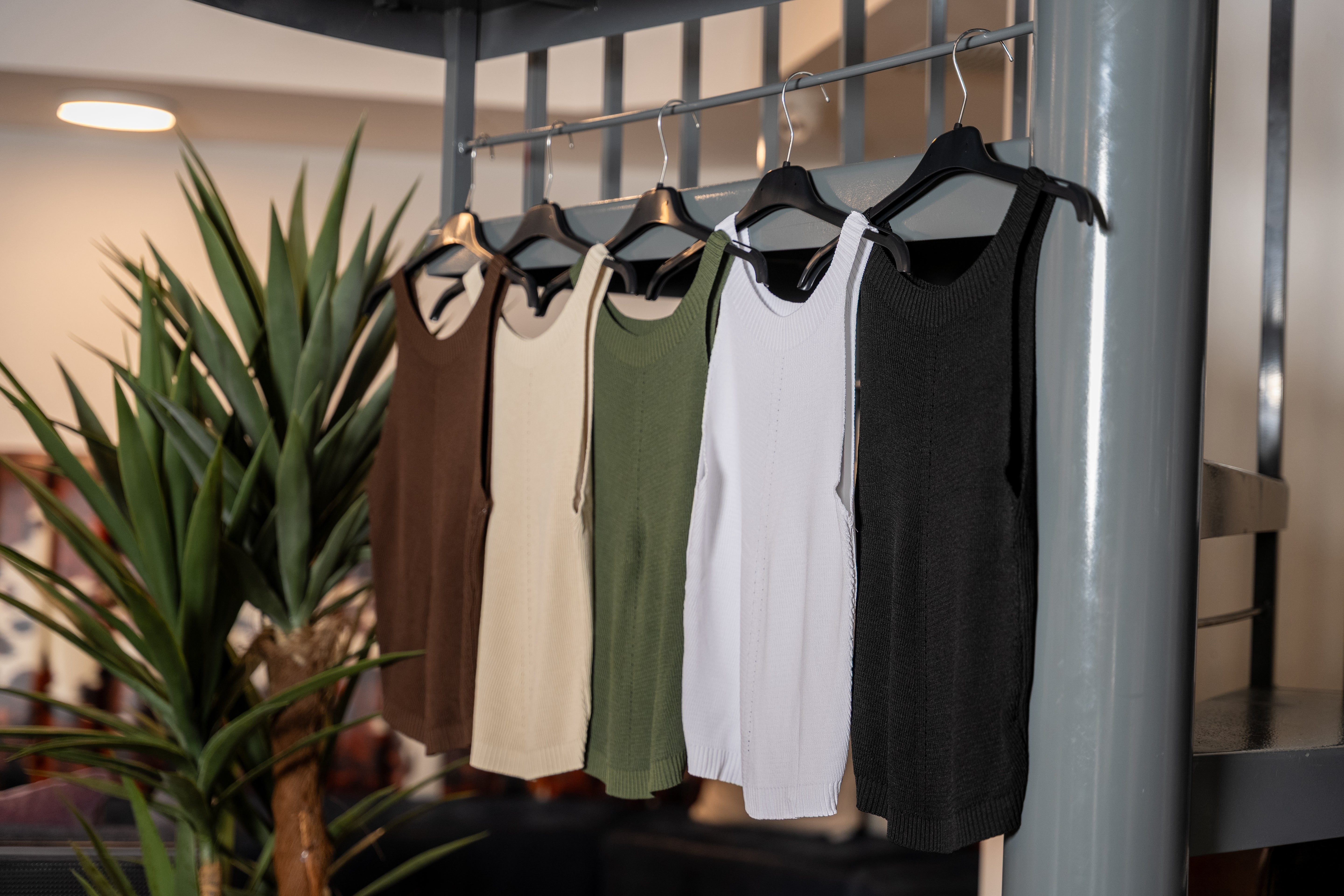 Ribbed Knit Sleeveless Tank