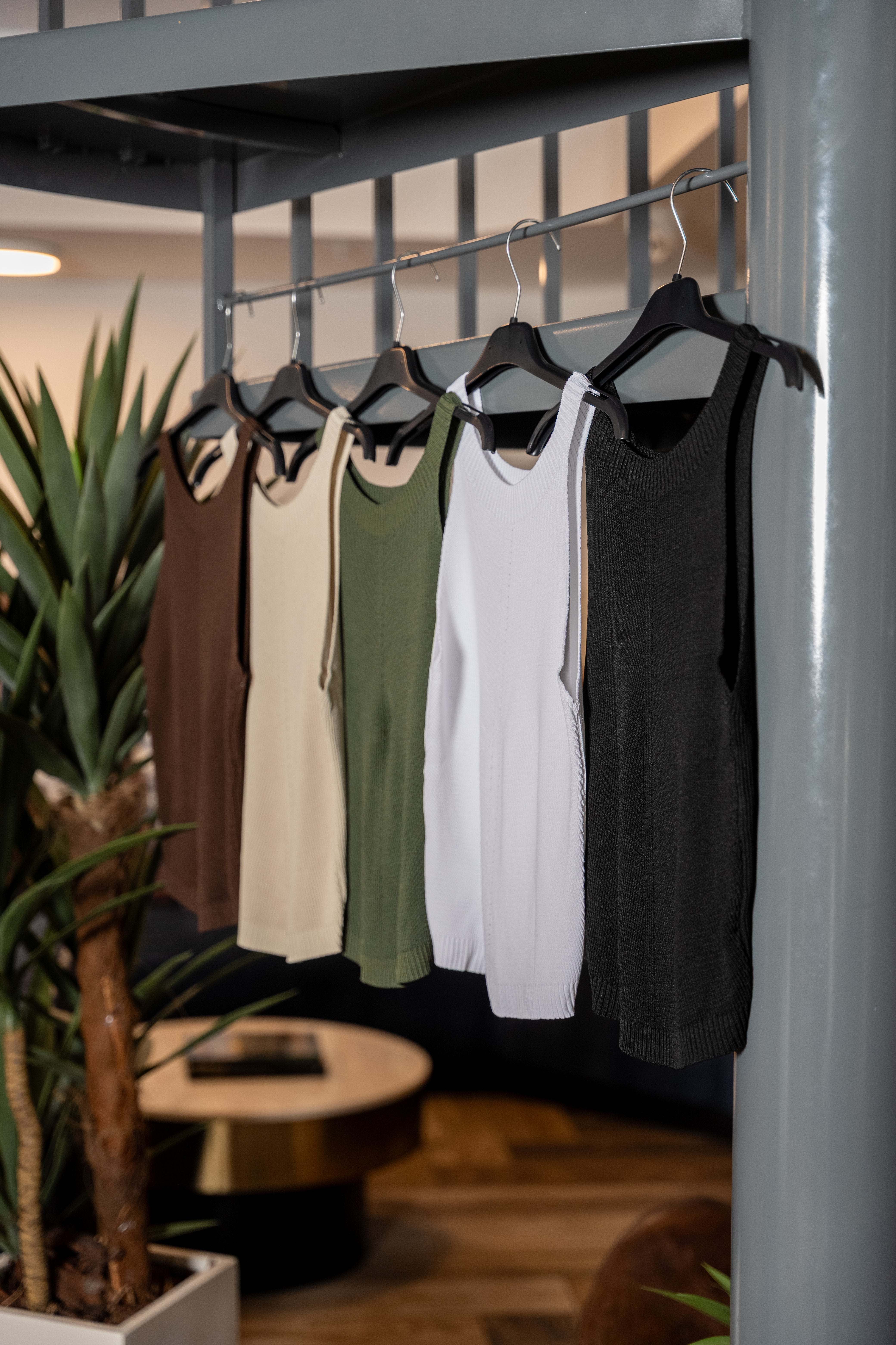 Ribbed Knit Sleeveless Tank