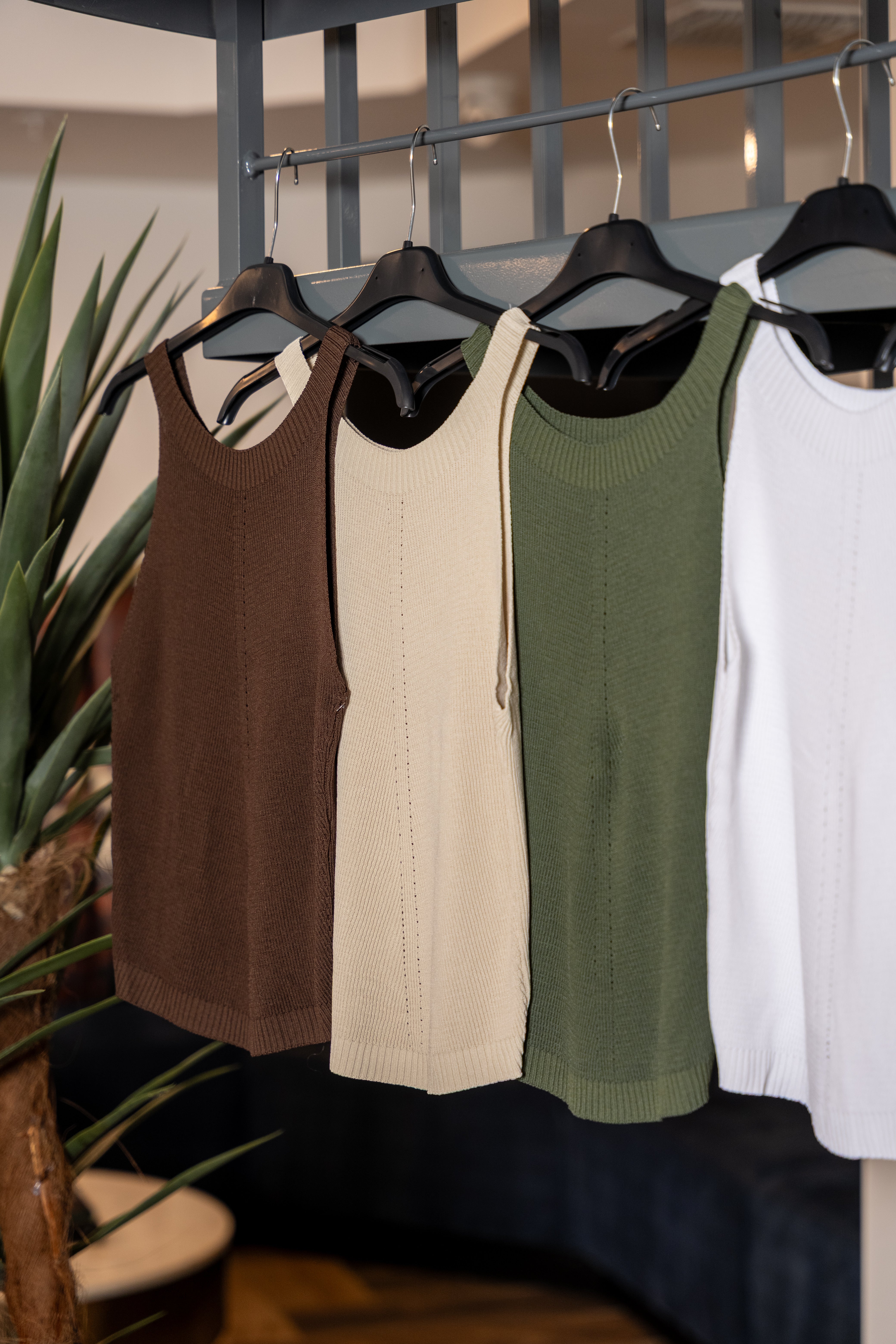 Ribbed Knit Sleeveless Tank