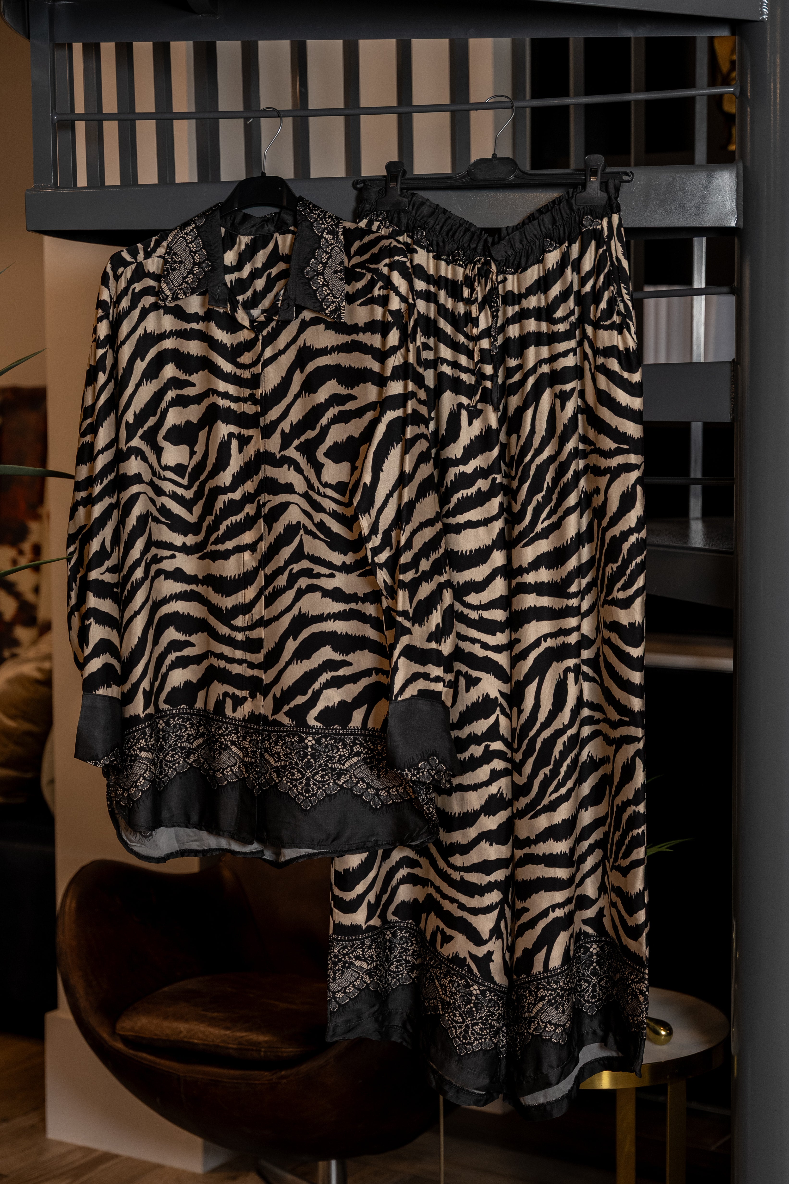 Zebra Noir Lounge Set