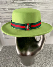 Load image into Gallery viewer, FEDORA ROUND Felt Hat
