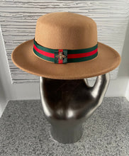 Load image into Gallery viewer, FEDORA ROUND Felt Hat
