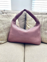 Load image into Gallery viewer, WOVEN ROSE SHOULDER Zipper bag
