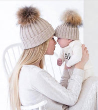 Load image into Gallery viewer, Mommy and Baby Beanies Pom Pom
