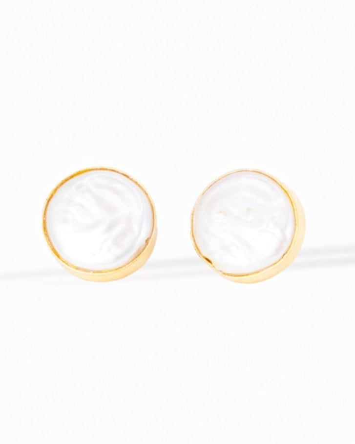 Pearl  Button Studs