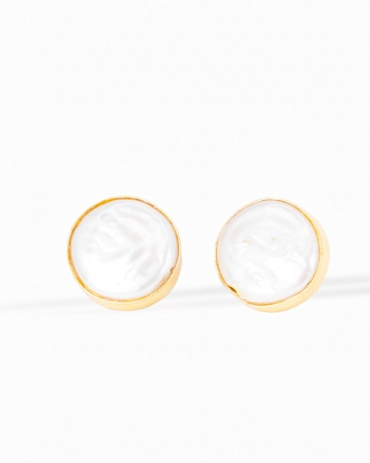 Pearl  Button Studs