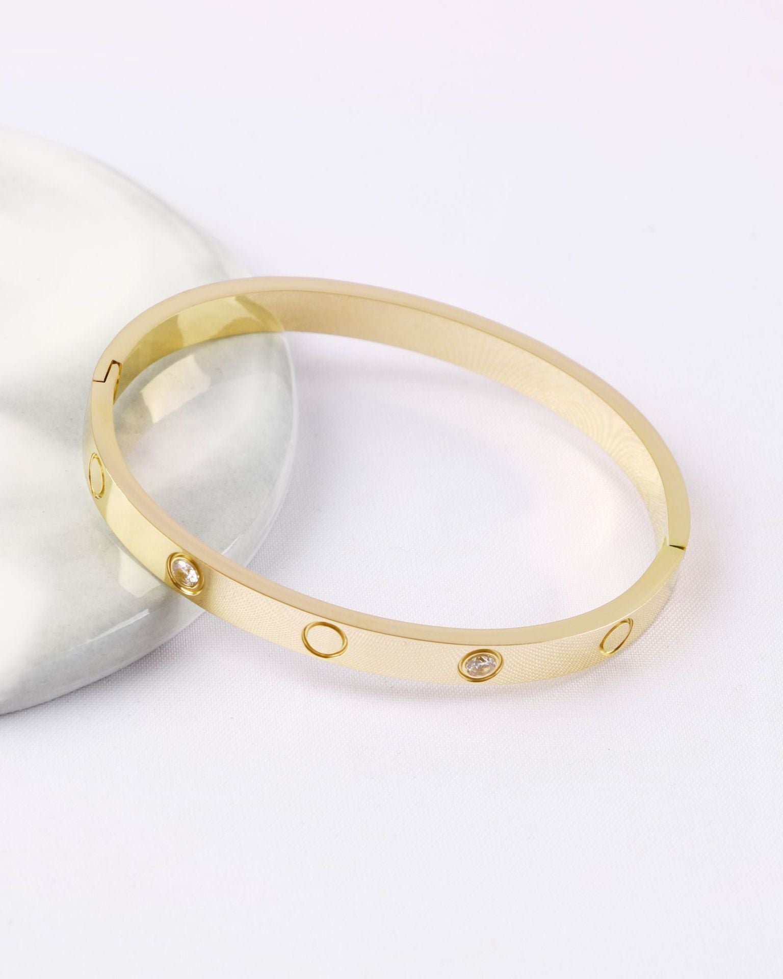Elsie Signature Bangle Bracelet Wit CZ's- Thick